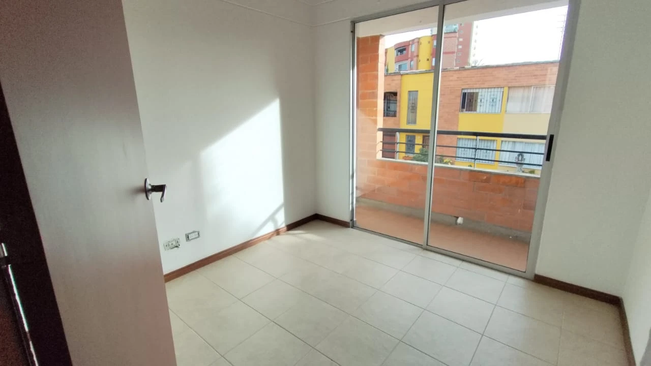 Casa en arriendo en Samanes, sector UCO, Rionegro