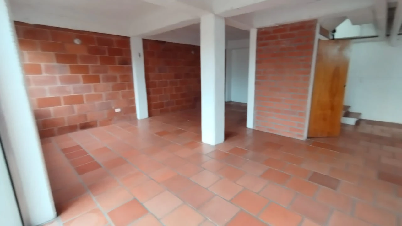 Casa en arriendo en Samanes, sector UCO, Rionegro