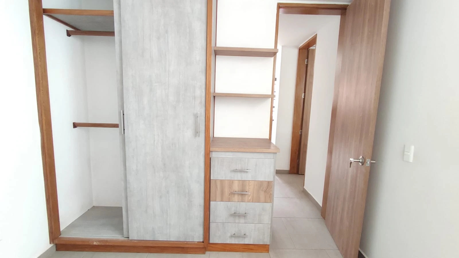 Casa en arriendo en Rionegro en sector cuatro esquinas 