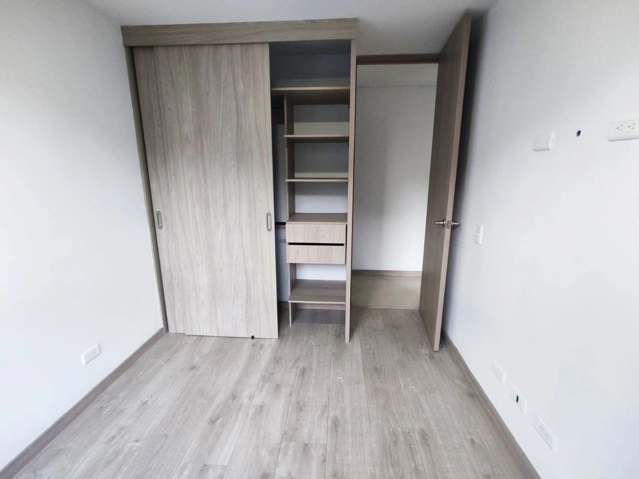 Apartamento en Arriendo sector Camino verde, salado Envigado
