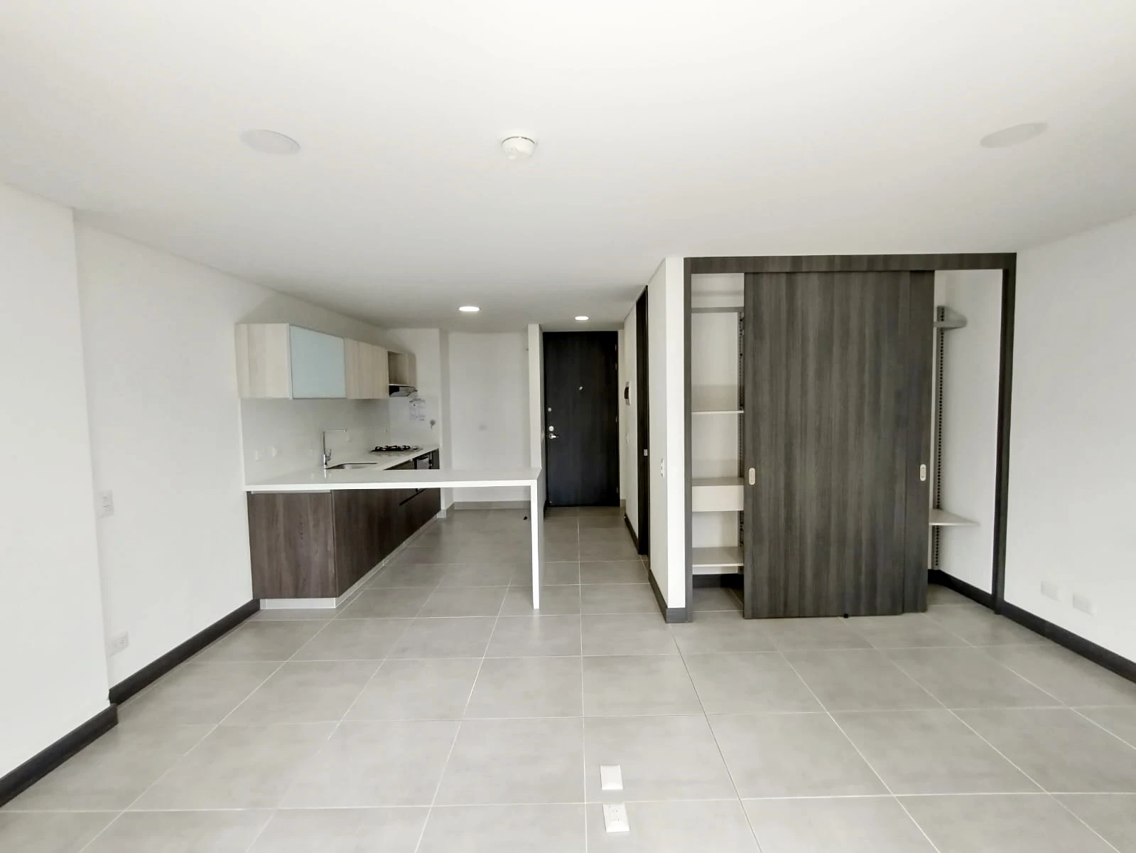 Apartaestudio en arriendo sector Ciudad del Rio