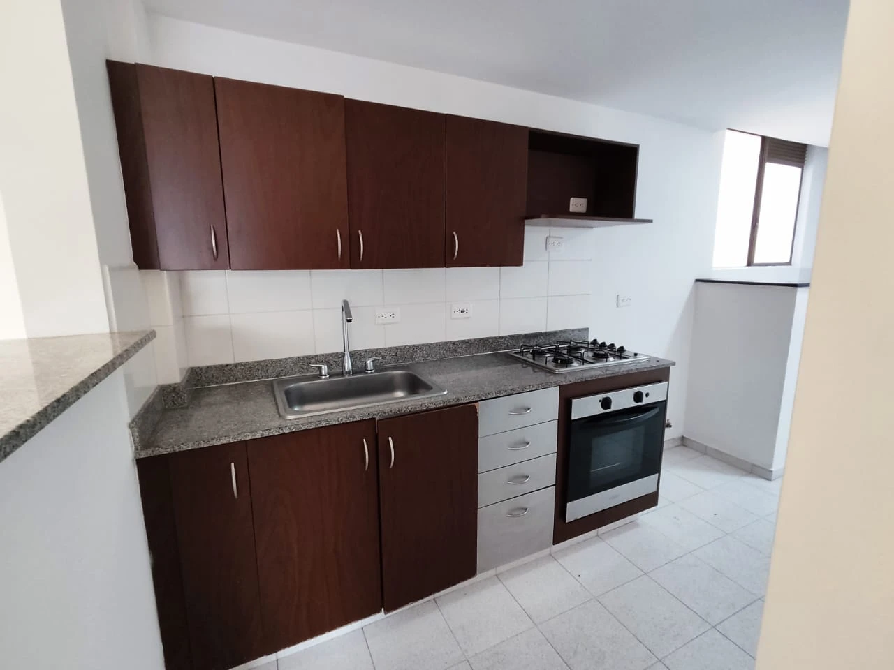 Apartamento en arriendo sector Mall el Indio las Palmas