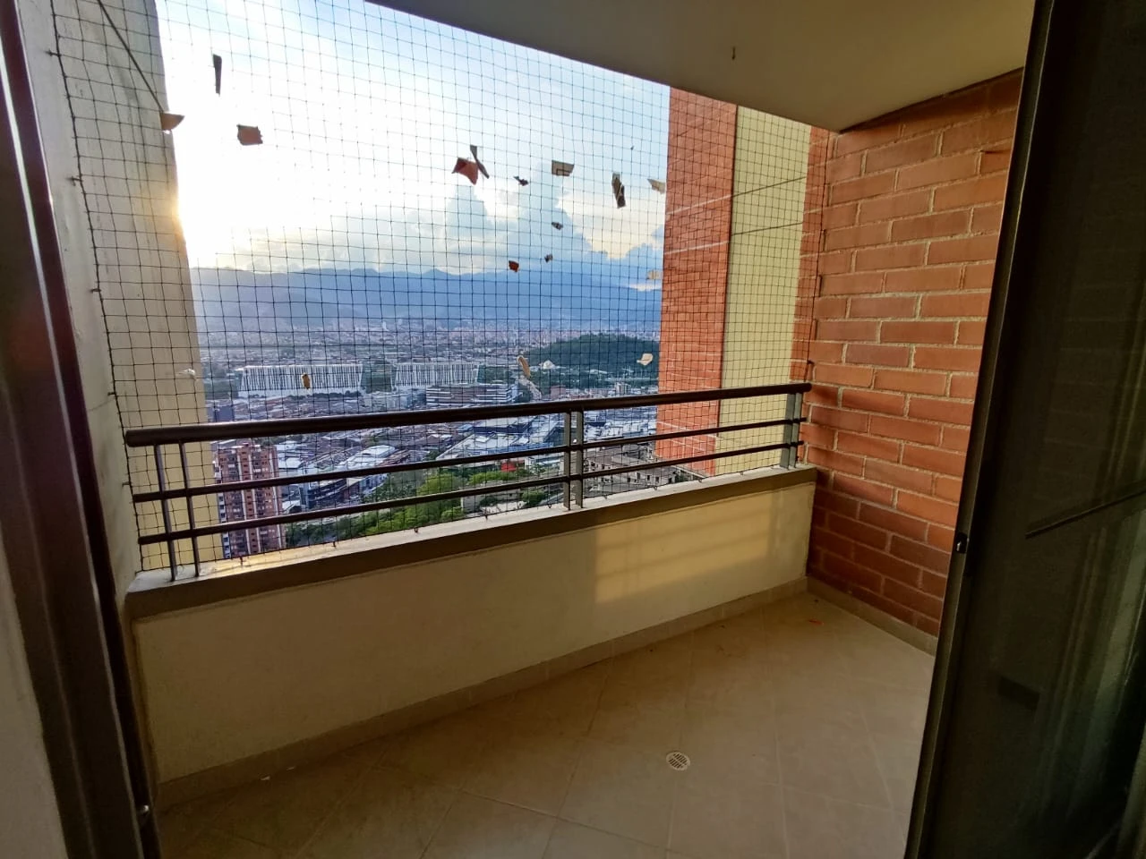 Apartamento en arriendo sector Mall el Indio las Palmas