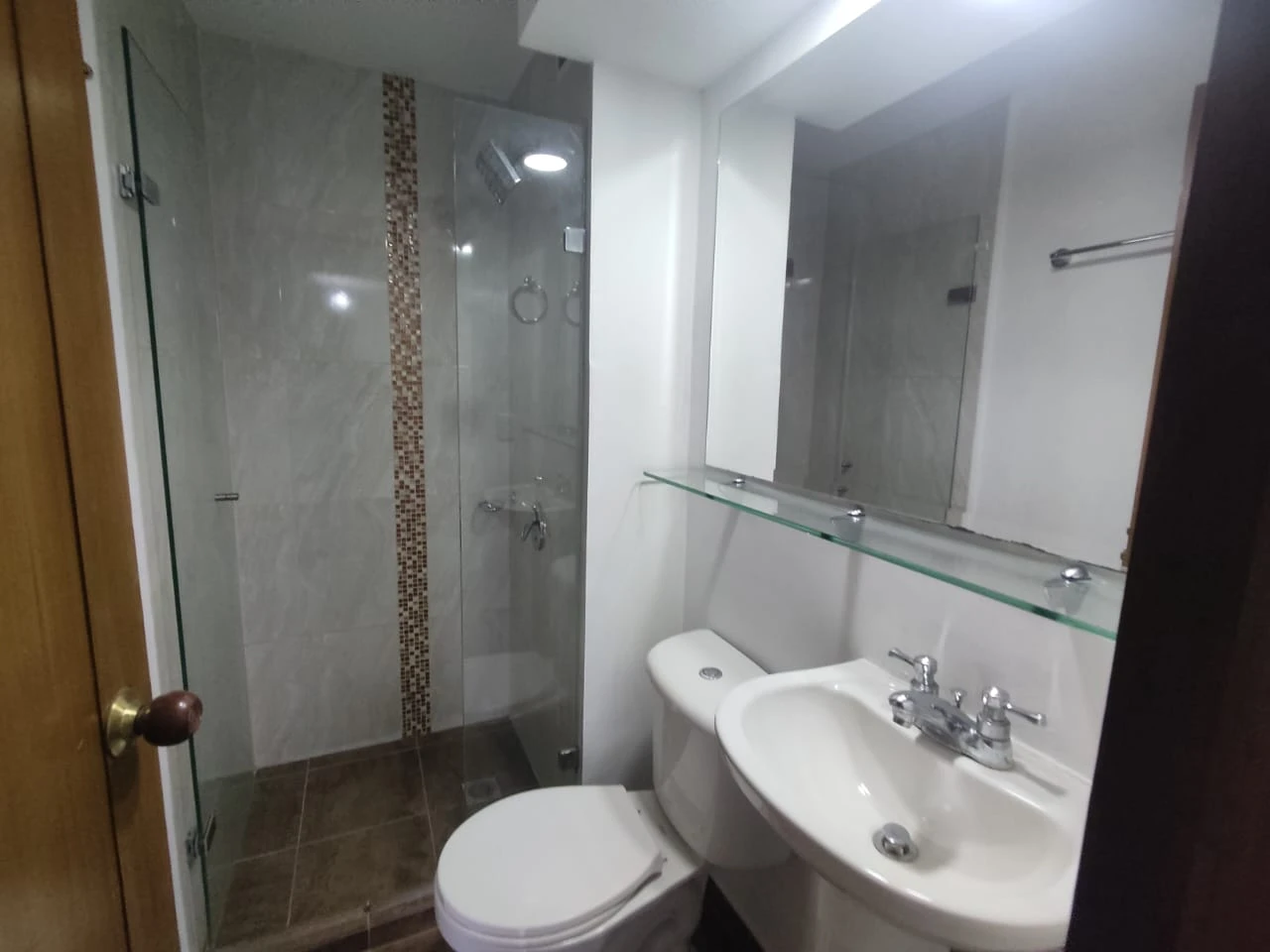 Apartamento en arriendo sector Mall el Indio las Palmas