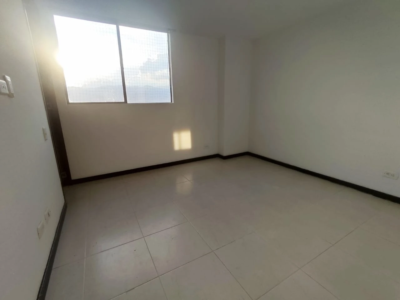Apartamento en arriendo sector Mall el Indio las Palmas