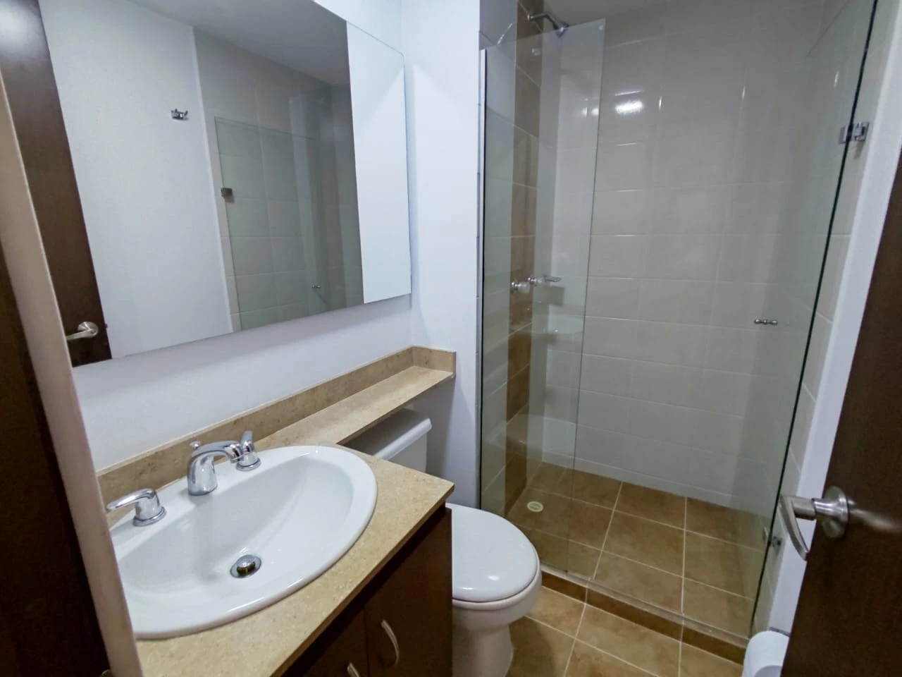 Apartamento en arriendo sector Mall el Indio las Palmas