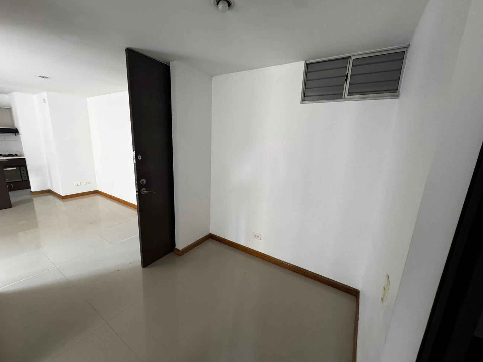 Apartamento en arriendo sector Cabañas.
