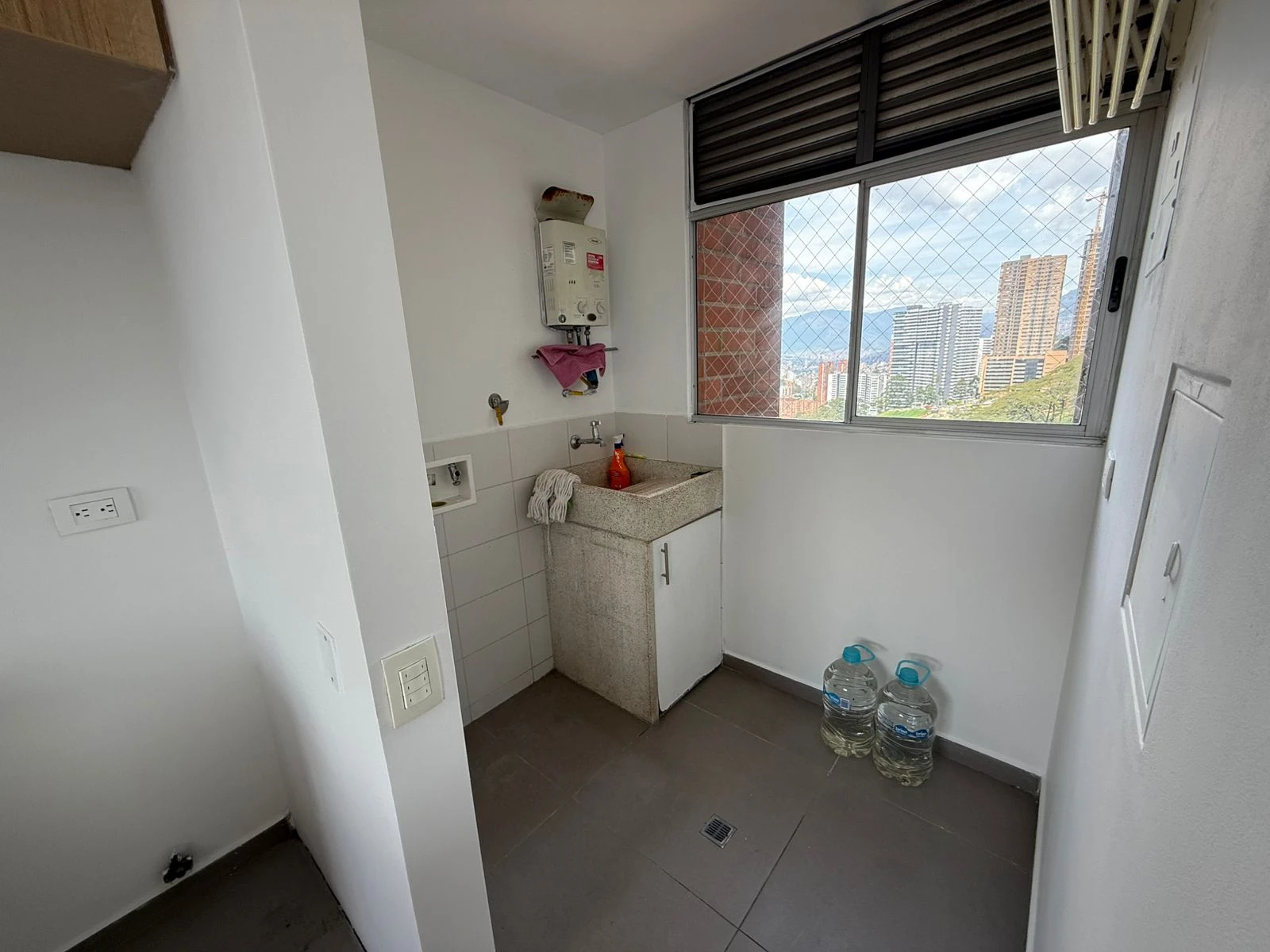 Apartamento en arriendo sector las palmas