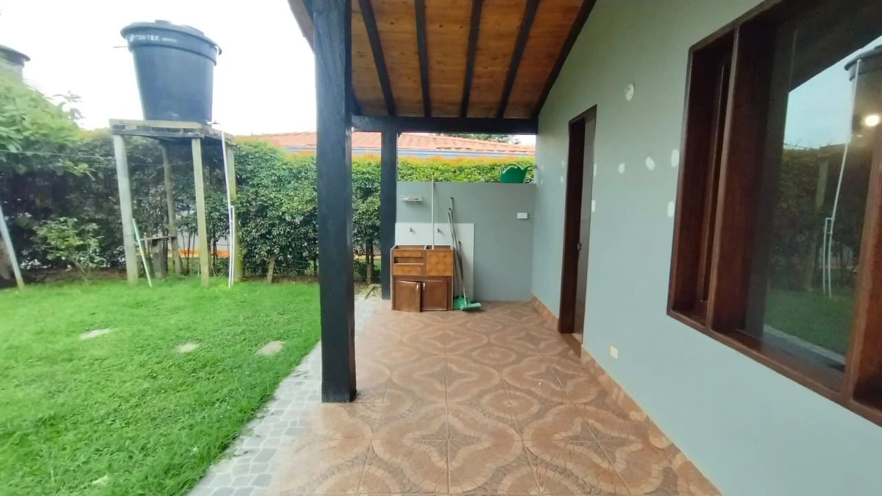 Casa lote en renta en cabeceras