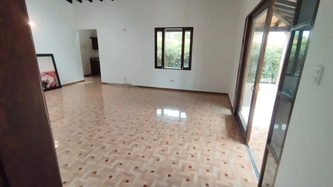 Casa lote en renta en cabeceras