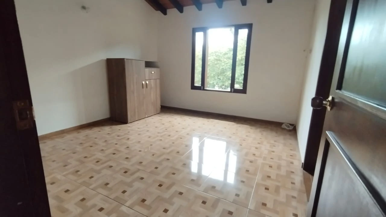 Casa lote en renta en cabeceras