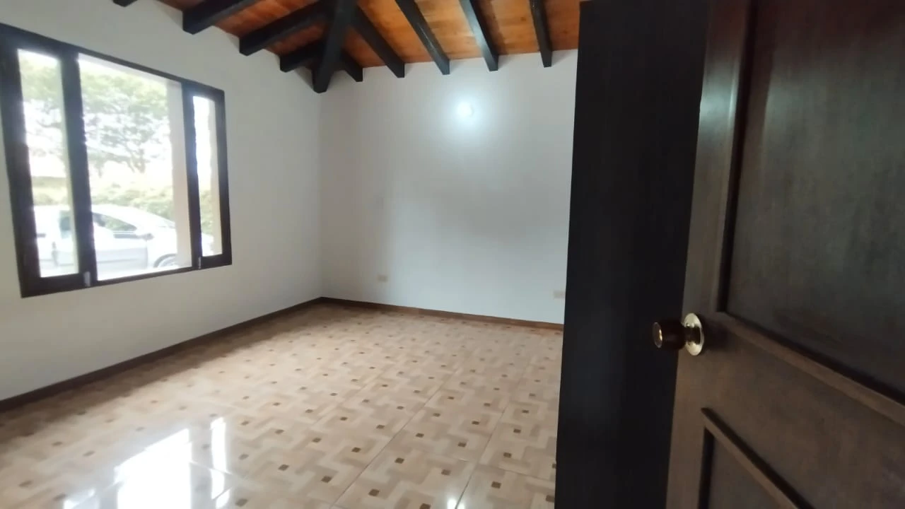Casa lote en renta en cabeceras