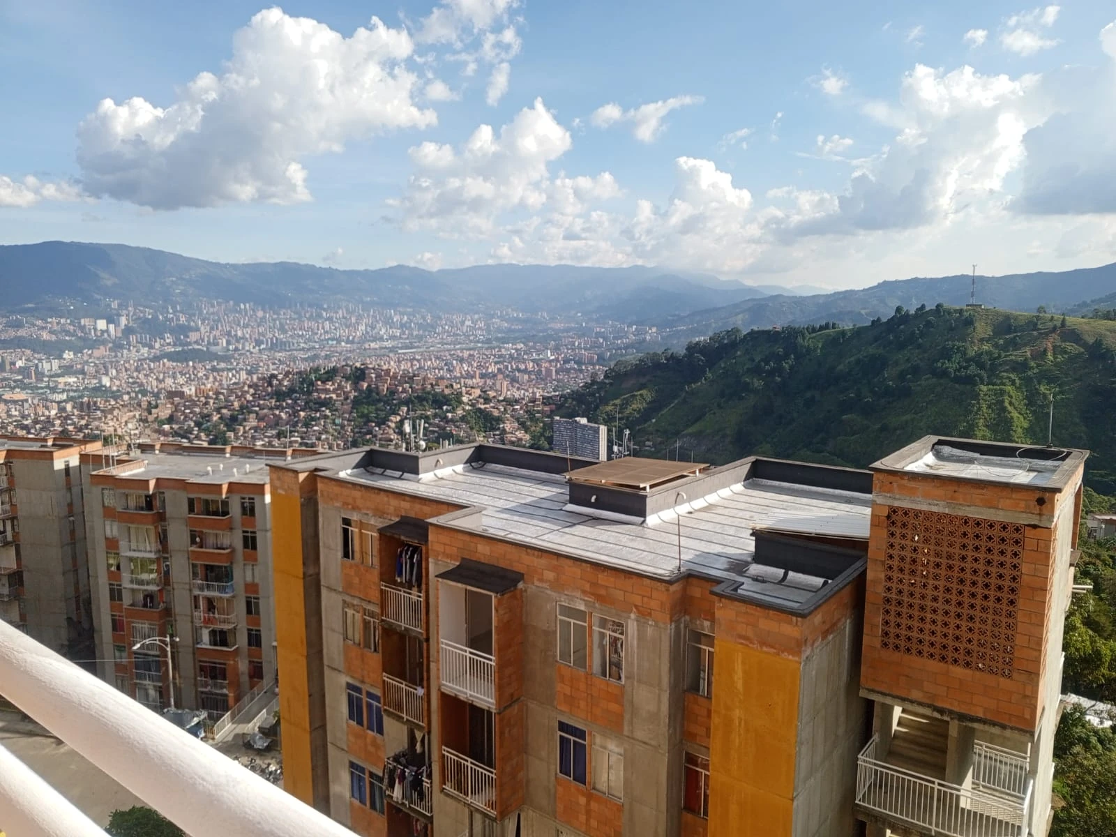 Apartamento amoblado en arriendo en las Margaritas Robledo