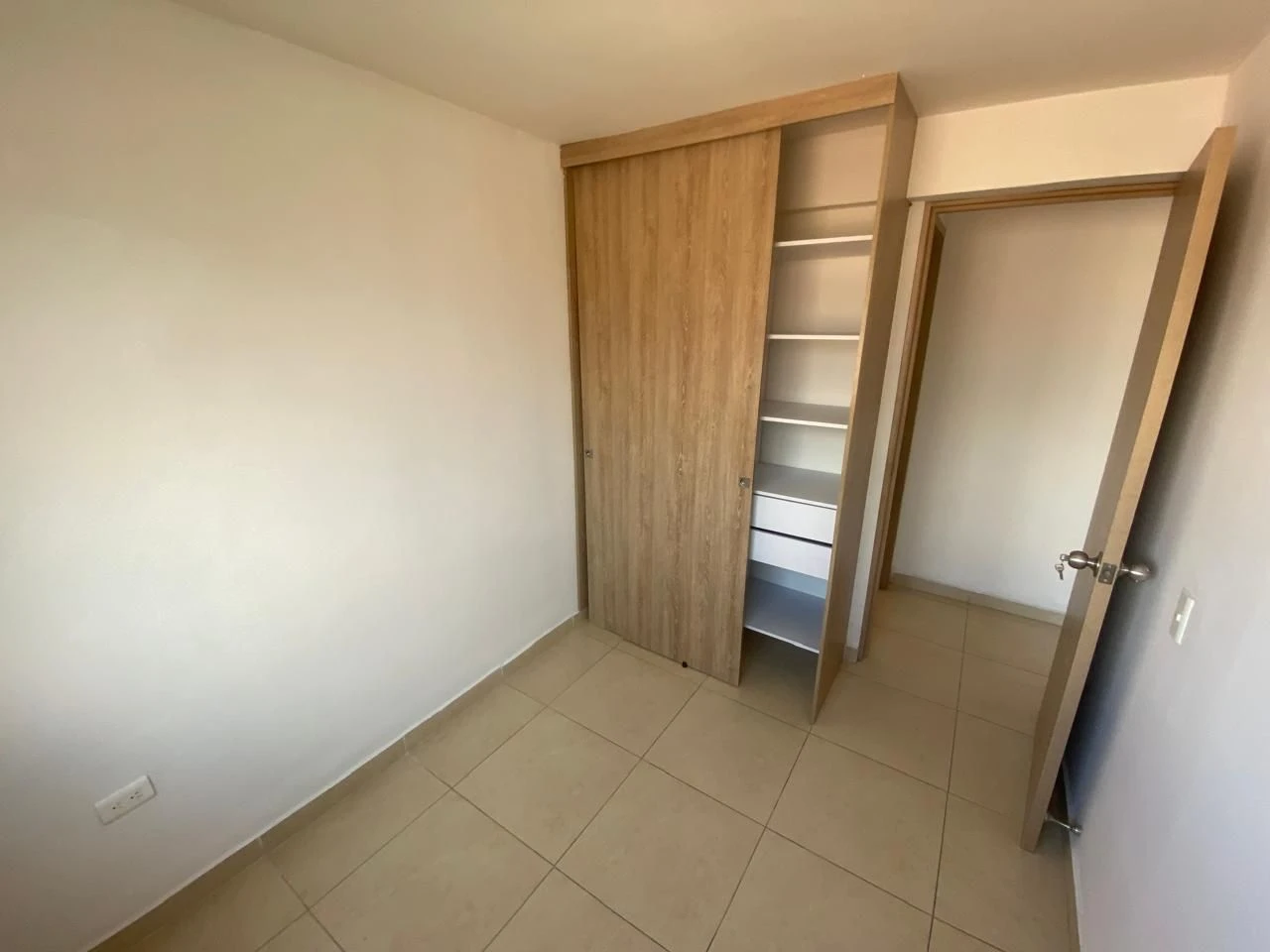 Apartamento en arriendo sector Santana.