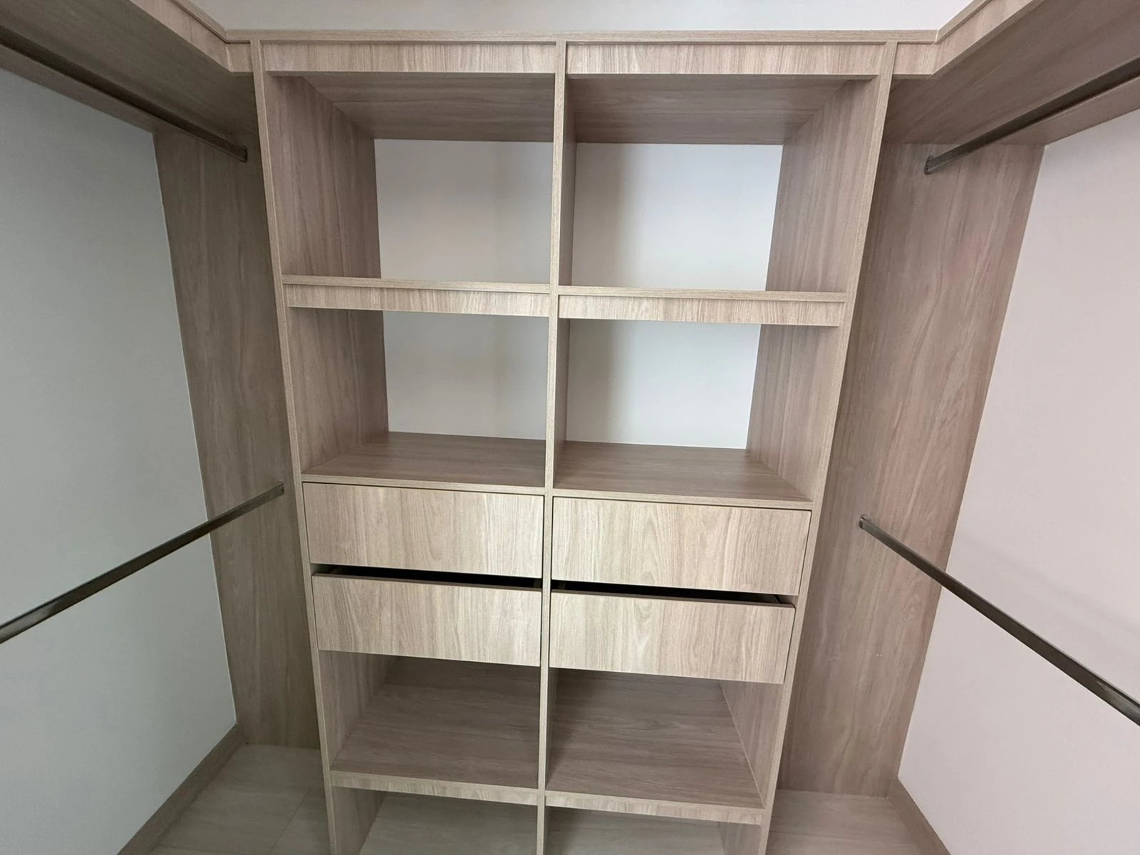 Apartamento en arriendo sector los alcazares