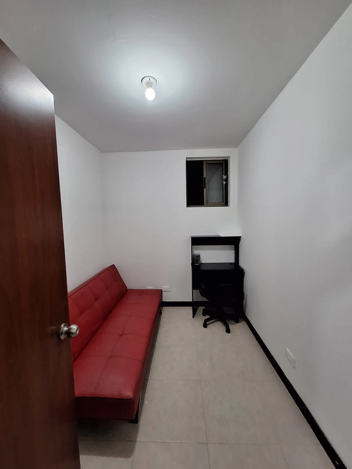 Arriendo Apartamento Amoblado en el Poblado