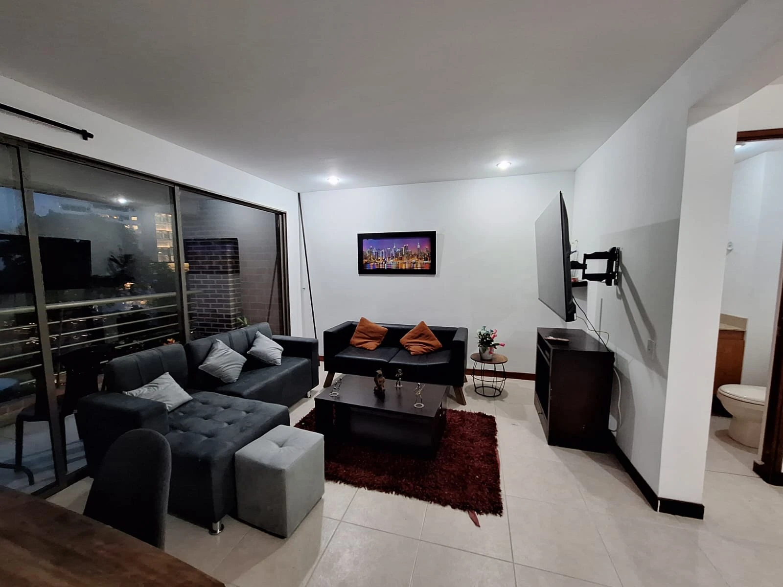 Arriendo Apartamento Amoblado en el Poblado
