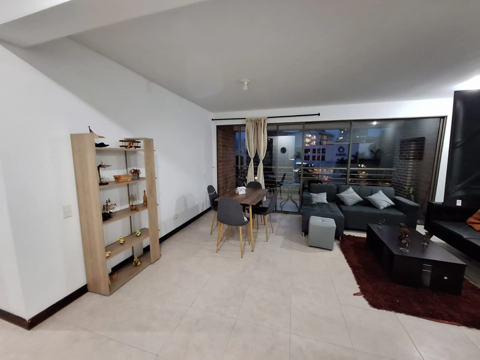 Arriendo Apartamento Amoblado en el Poblado