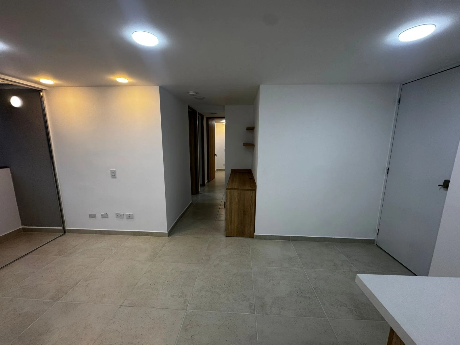 Apartamento en arriendo para estrenar sector Niquia
