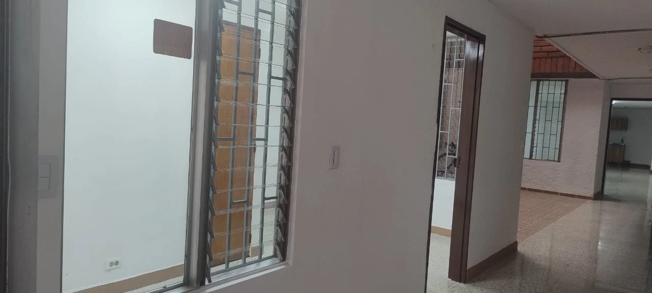 Oficina en Arriendo en Belén Rosales