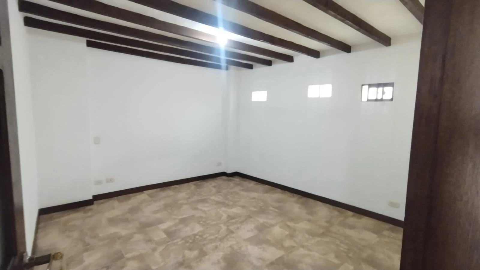 Casa en arriendo en Rionegro sector Horizontes