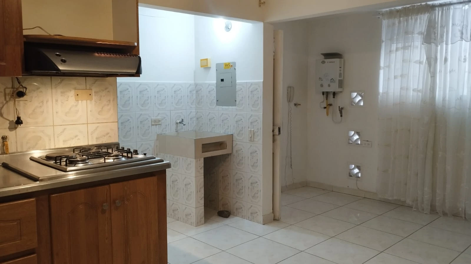 APARTAESTUDIO EN ARRIENDO EN EL ESTADIO, LAURELES