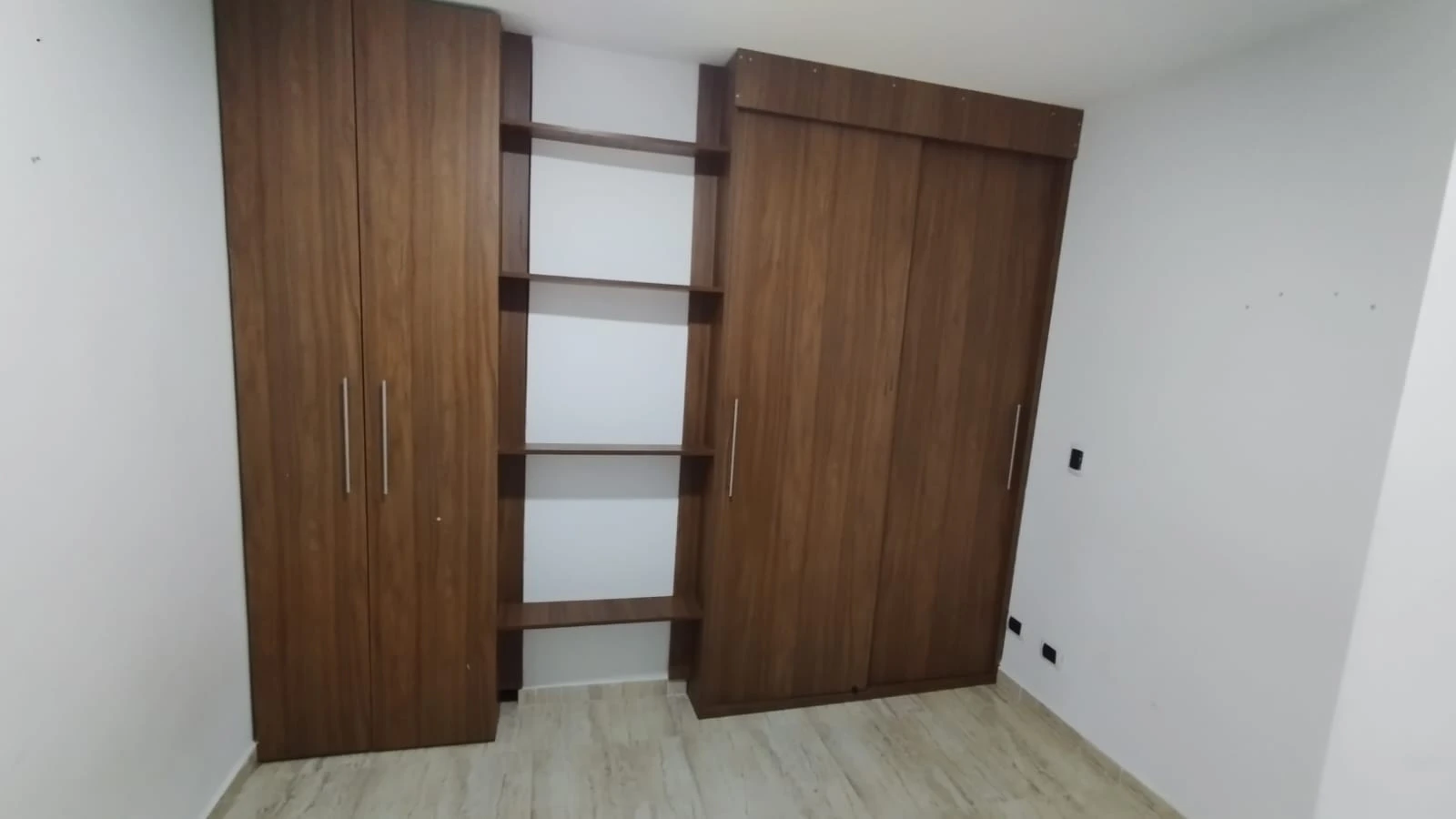 APARTAMENTO EN ARRIENDO SECTOR SIMON BOLIVAR LAURELES