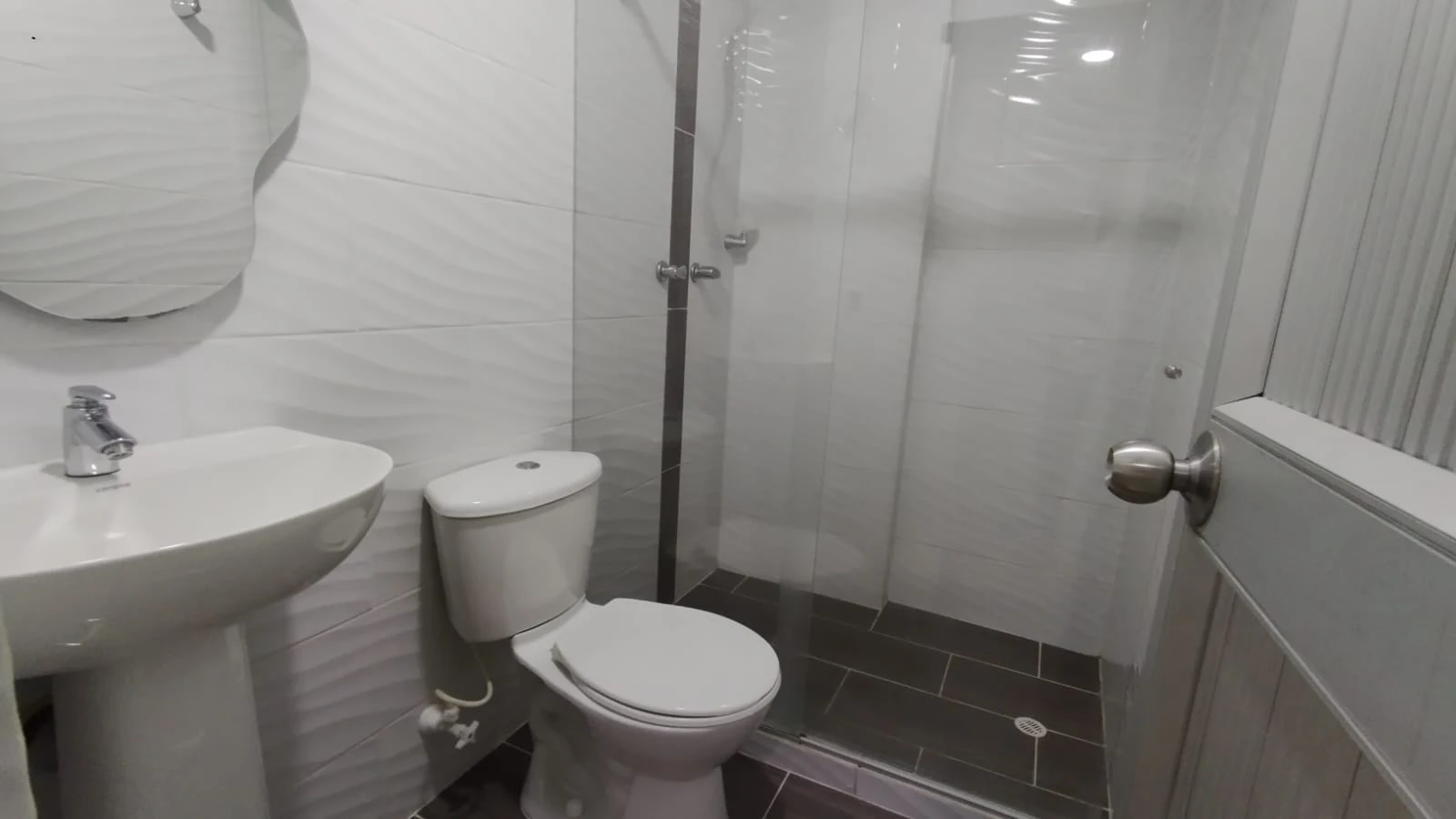 APARTAMENTO EN ARRIENDO SECTOR SIMON BOLIVAR LAURELES