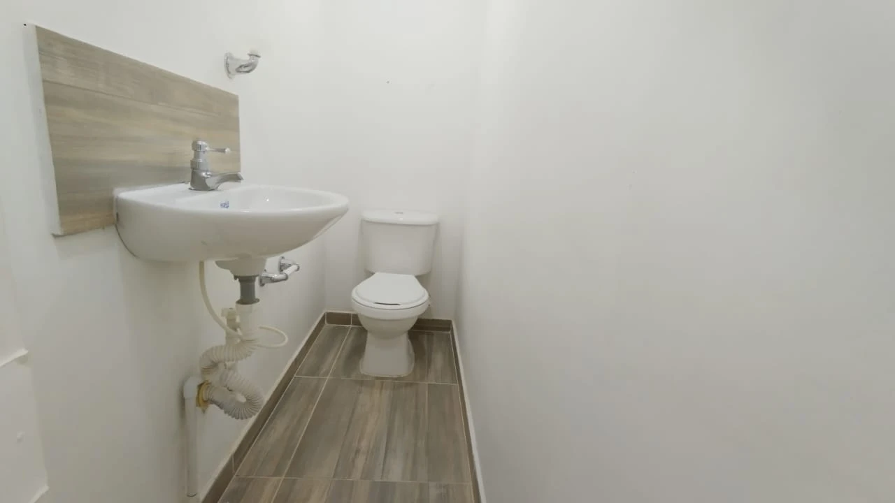 Local Comercial En Arriendo Sector Calasanz