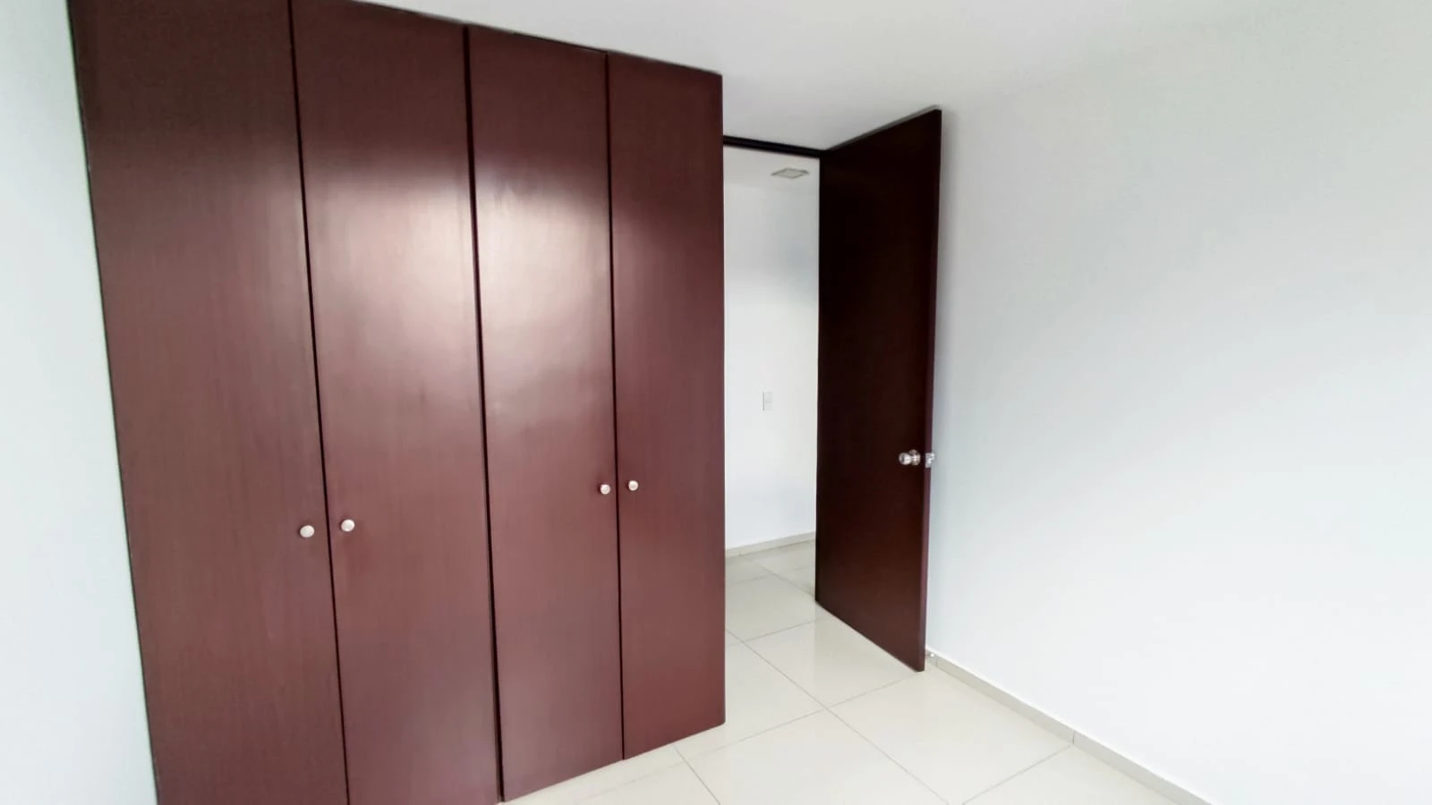 Arriendo Apartamento en el Poblado Sector Ciudad del Rio