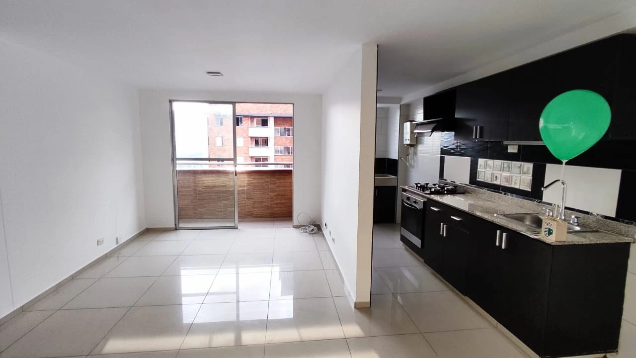 Arriendo Apartamento en el Poblado Sector Ciudad del Rio
