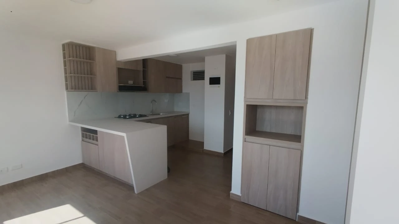 Apartamento En Arriendo Sector Calasanz