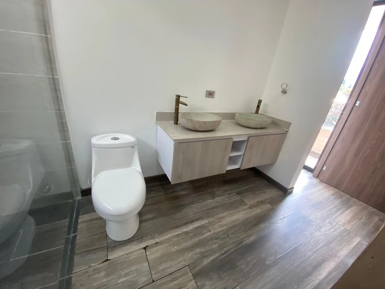 Arriendo Apartamento en Envigado las Flores