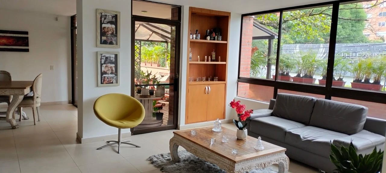 Apartamento En Venta Sector La Aguacatala