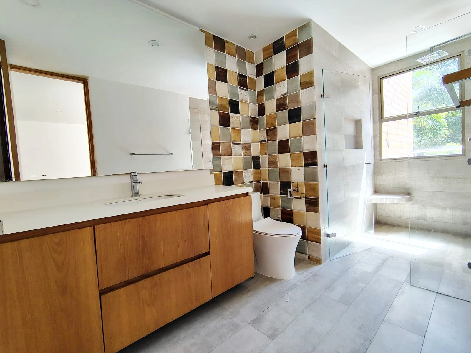 Apartamento en arriendo sector Milla de Oro