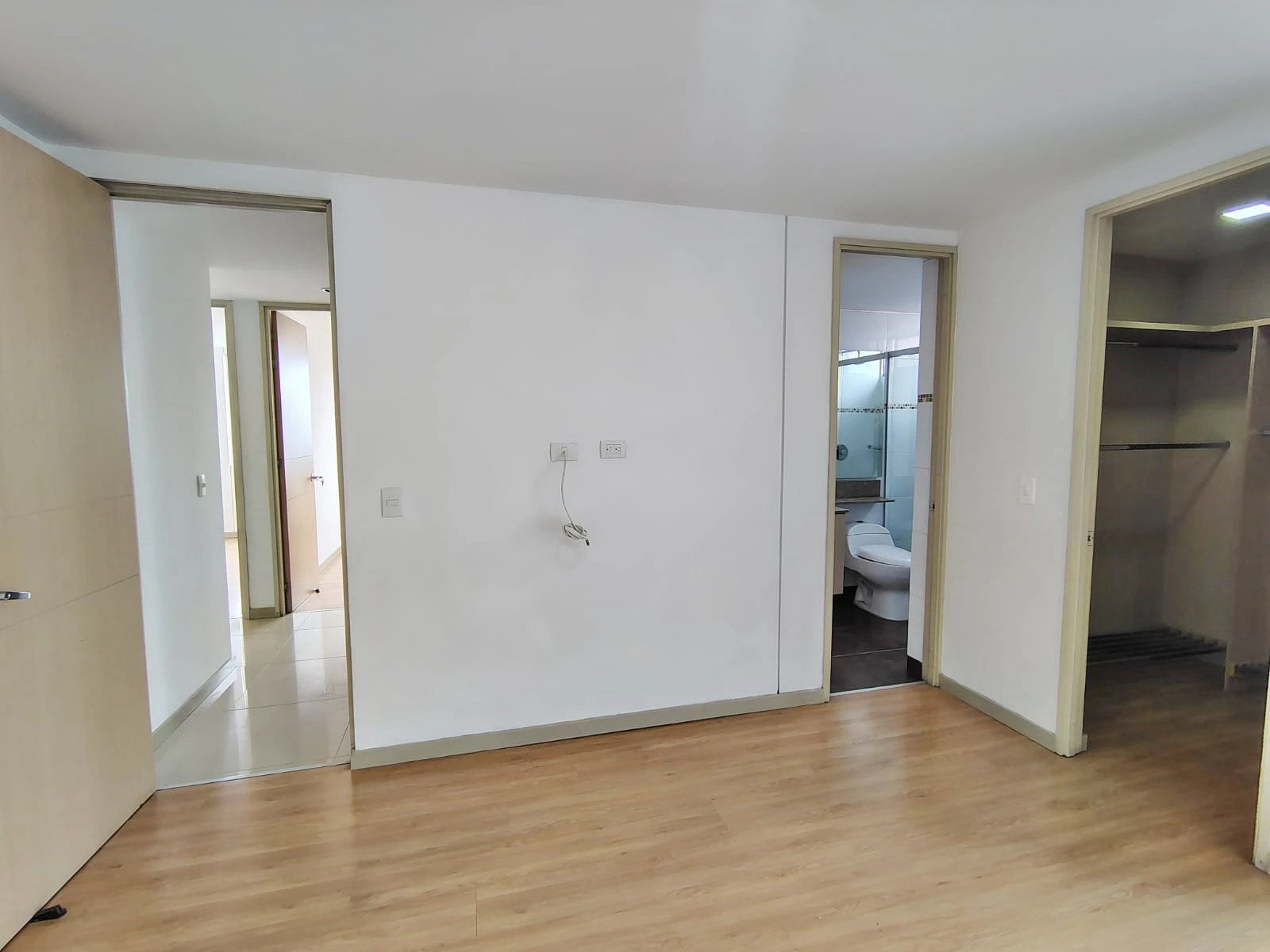 Apartamento en arriendo sector Santa Maria de los Angeles