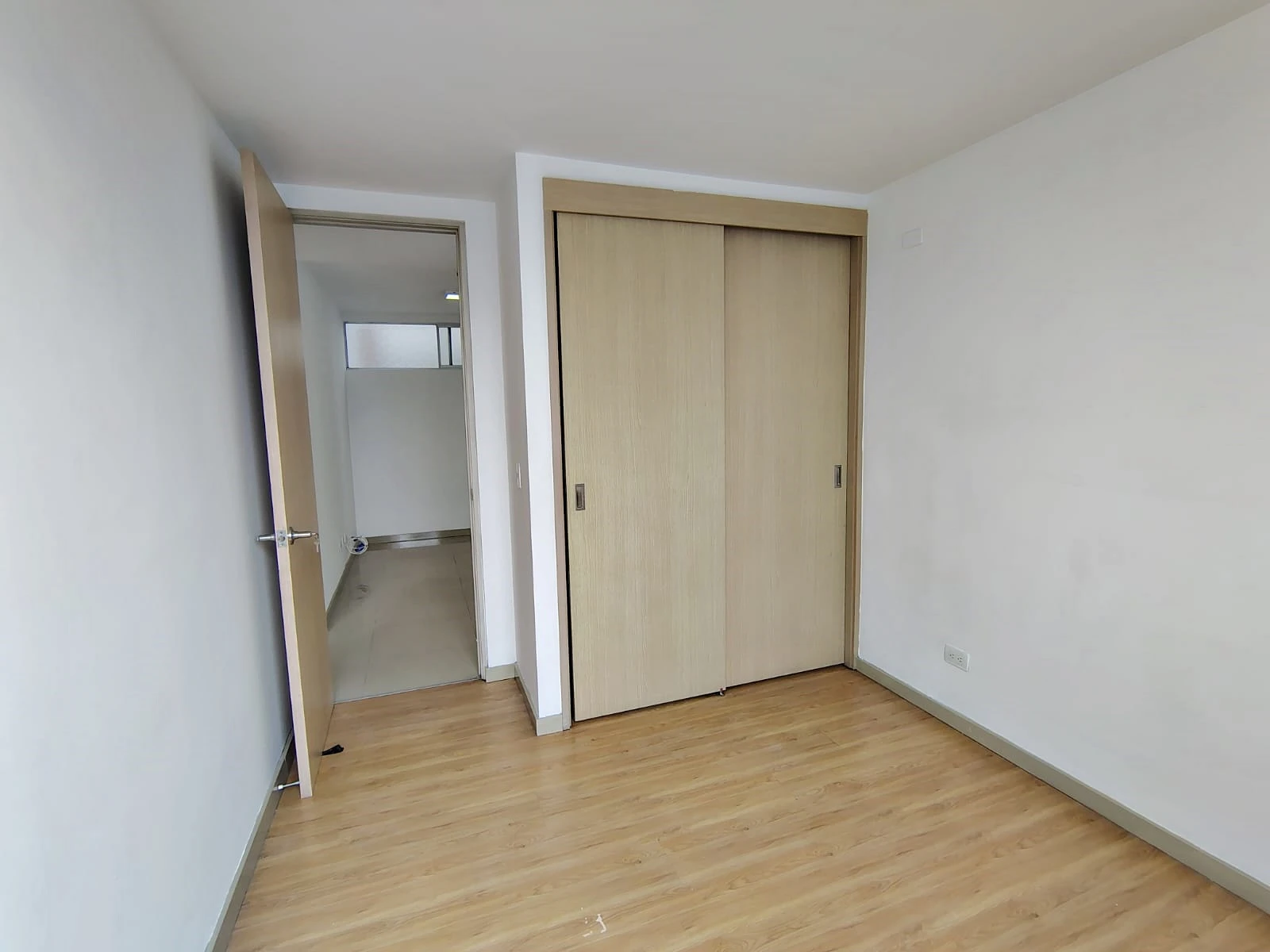 Apartamento en arriendo sector Santa Maria de los Angeles