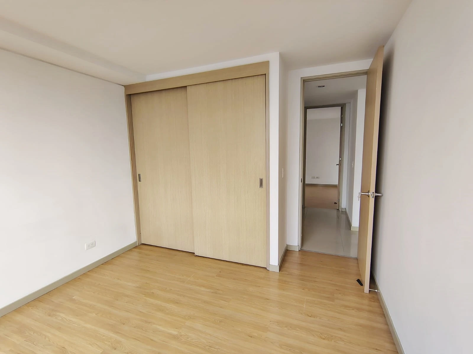 Apartamento en arriendo sector Santa Maria de los Angeles