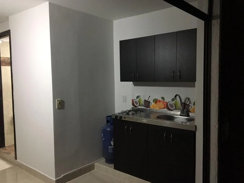 ARRIENDO APARTAMENTO SECTOR EL TESORO