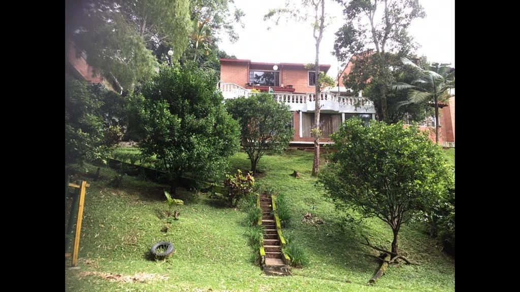 ARRIENDO APARTAMENTO SECTOR EL TESORO