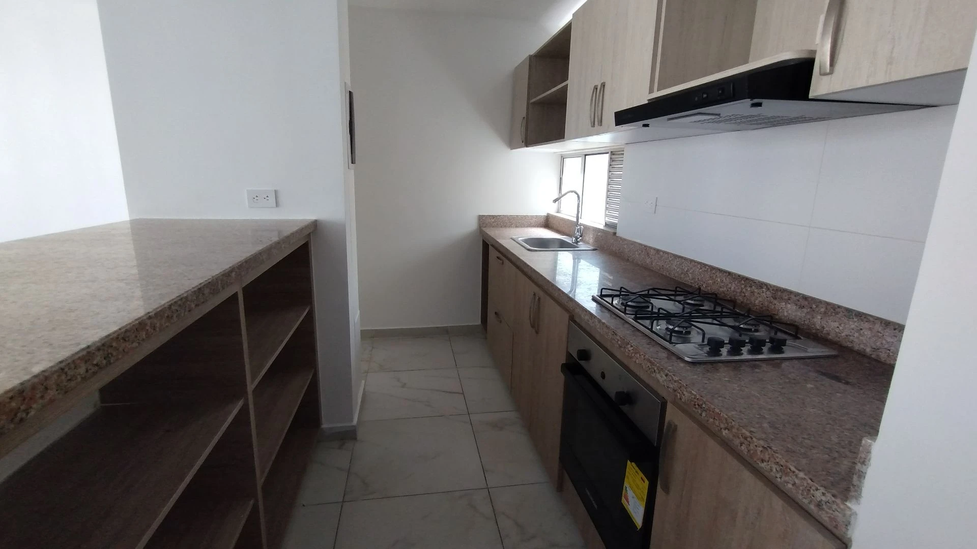 APARTAMENTO EN ARRIENDO EN ALAMEDA DEL RÍO