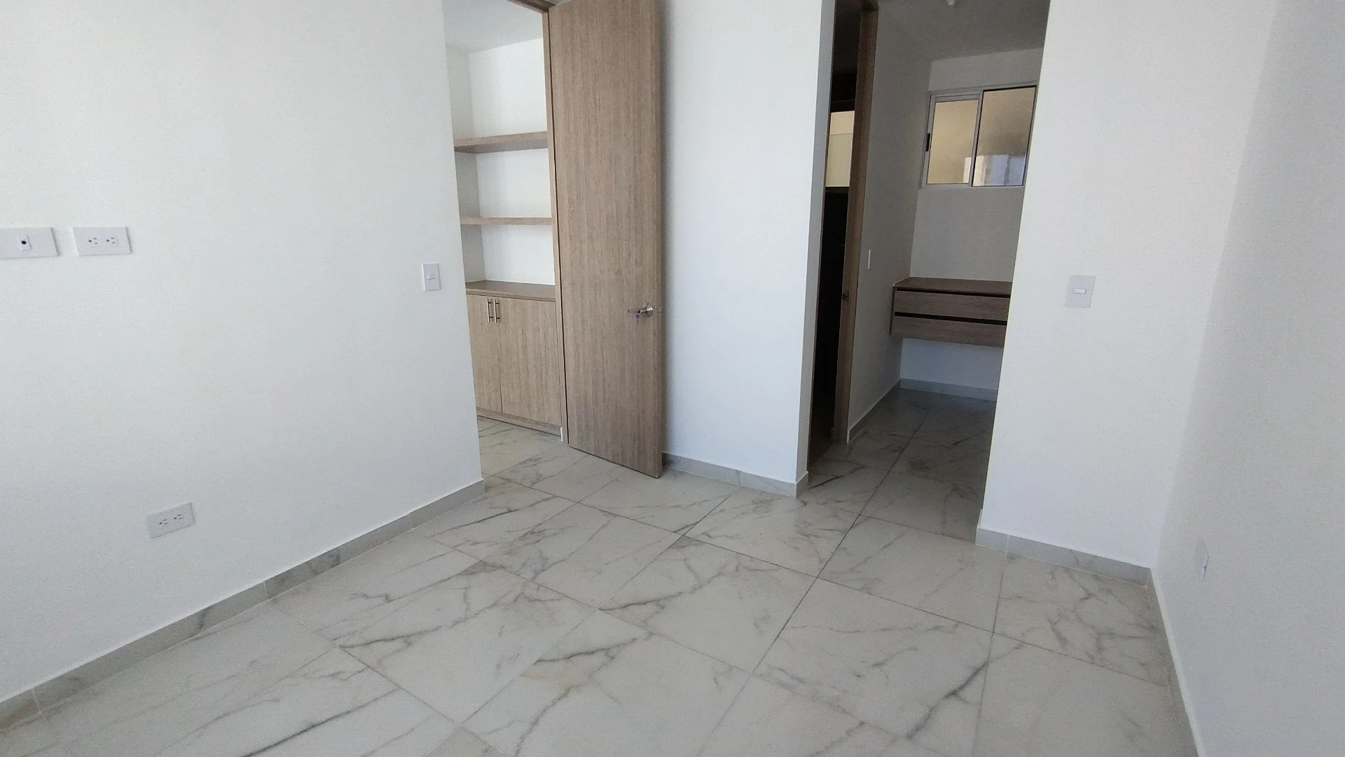 APARTAMENTO EN ARRIENDO EN ALAMEDA DEL RÍO