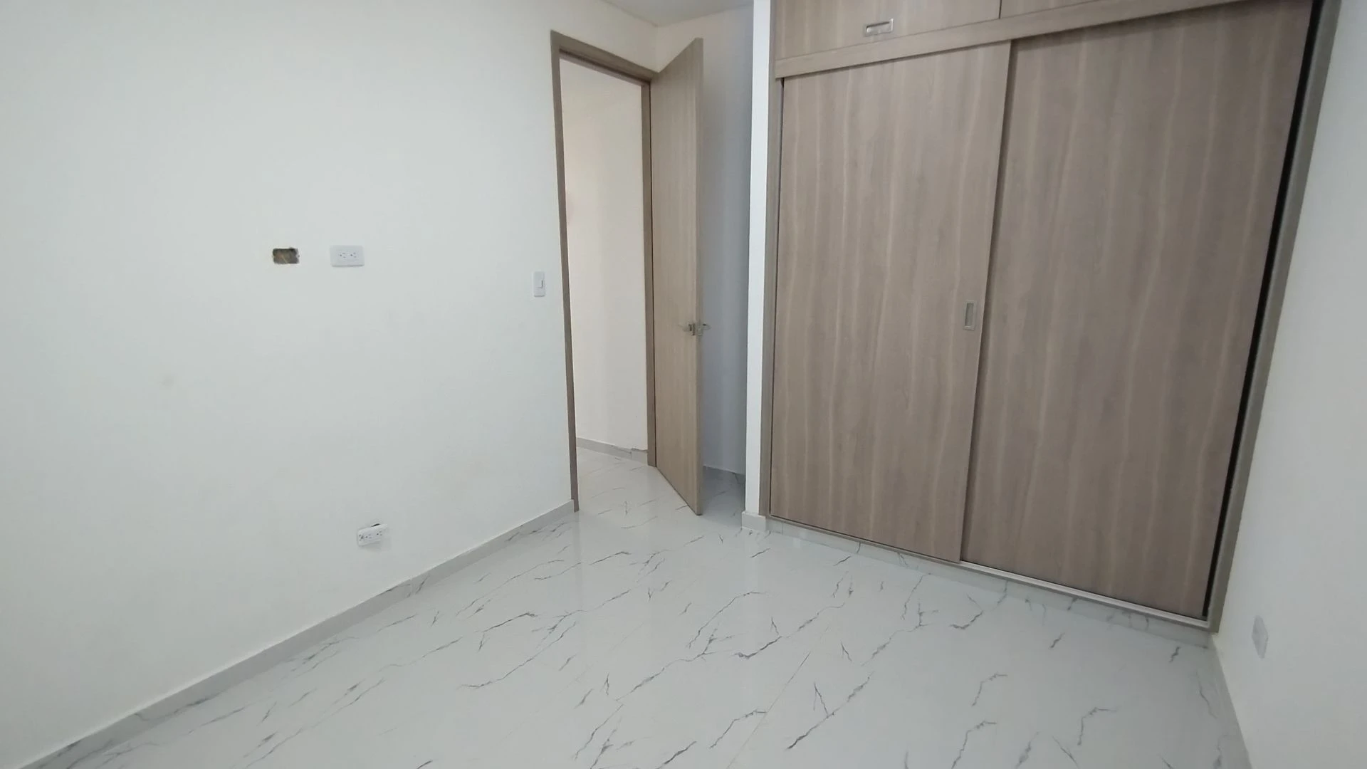 APARTAMENTO EN VENTA BARRIO LA ALBORAYA