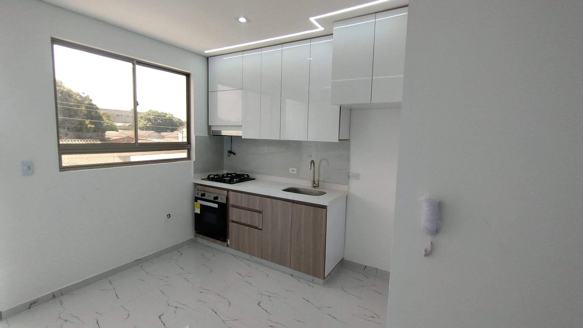 APARTAMENTO PARA VENTA BARRIO ALBORAYA