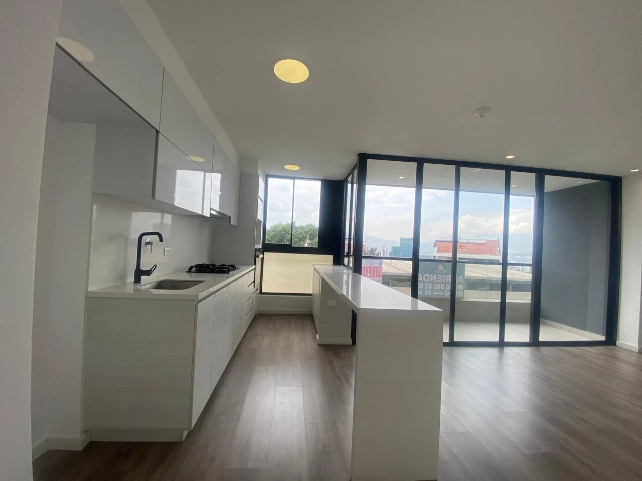 Arriendo Apartamento en el Poblado Sector la Linde