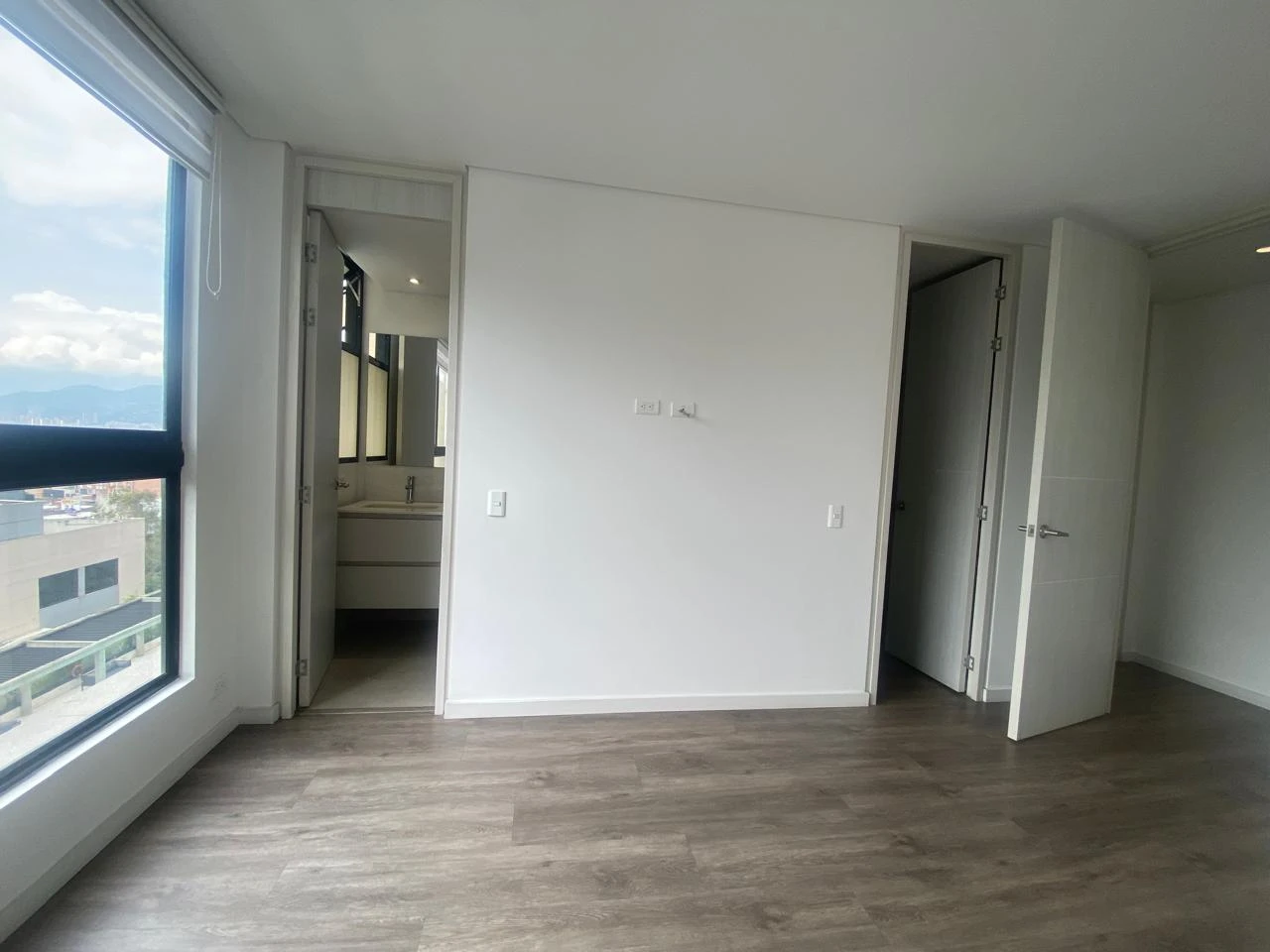 Arriendo Apartamento en el Poblado Sector la Linde