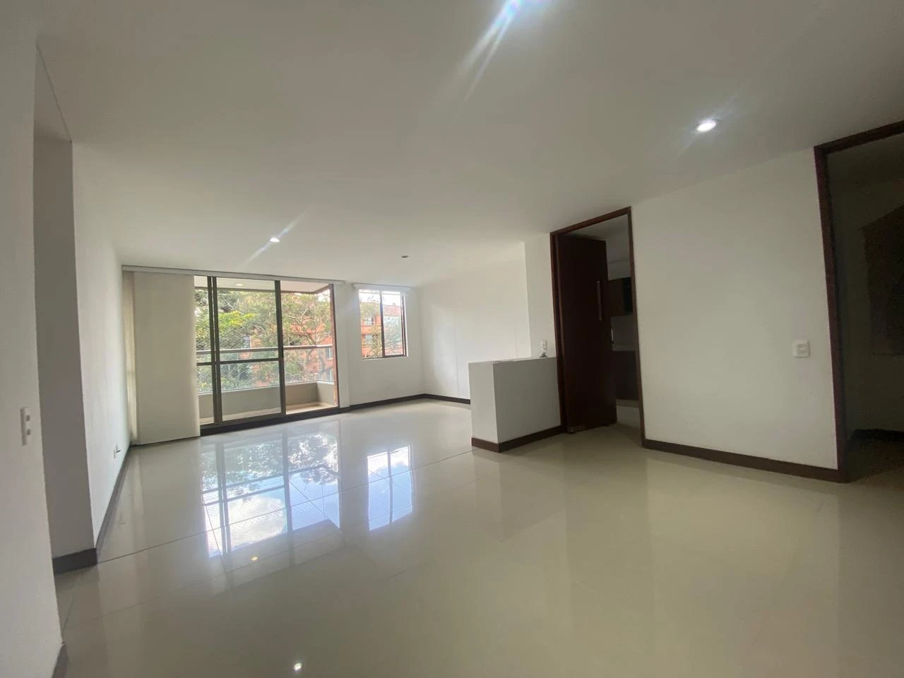 Arriendo Apartamento en el Poblado la Frontera