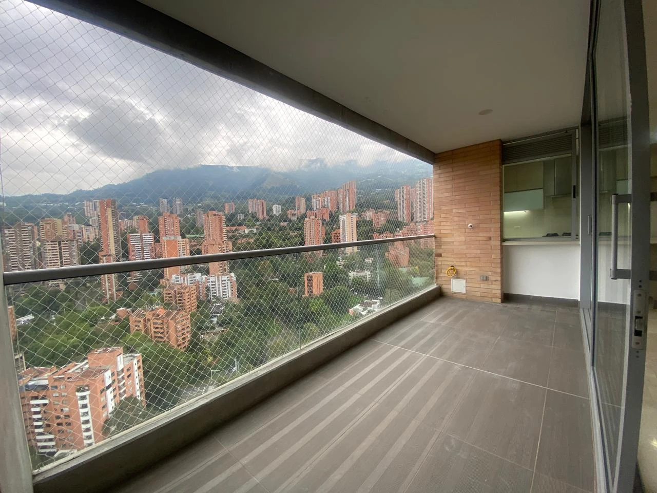 Arriendo Apartamento en el Poblado