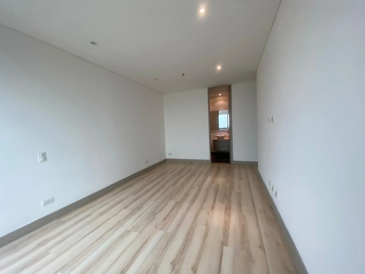 Arriendo Apartamento en el Poblado