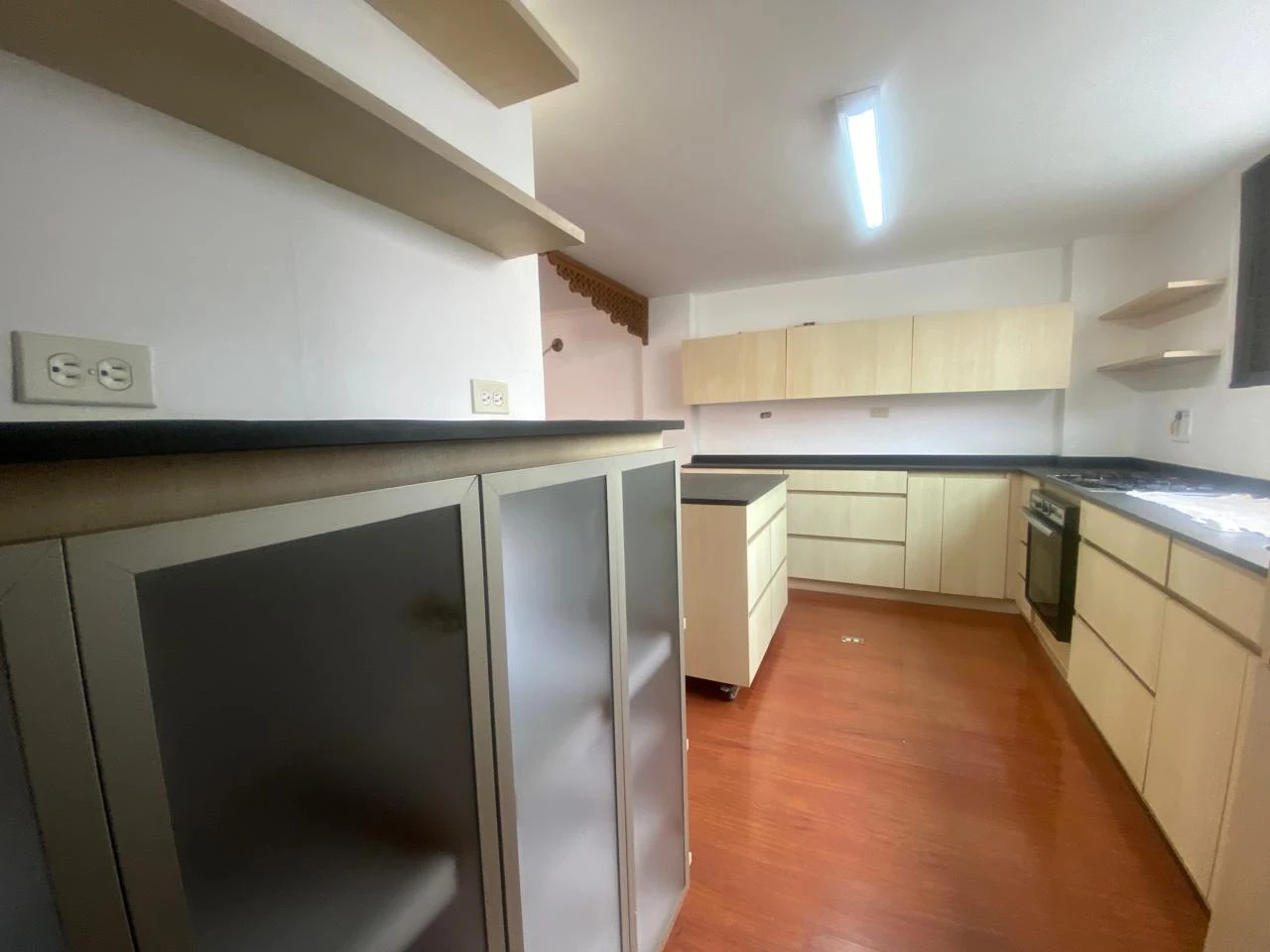 Arriendo Apartamento en el Poblado San Lucas